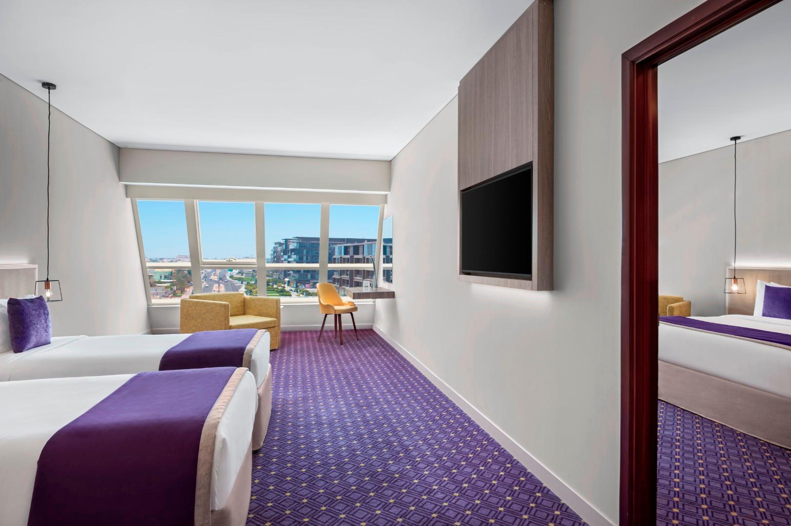 Leva Hotel Mazaya Centre Dubai Exterior photo