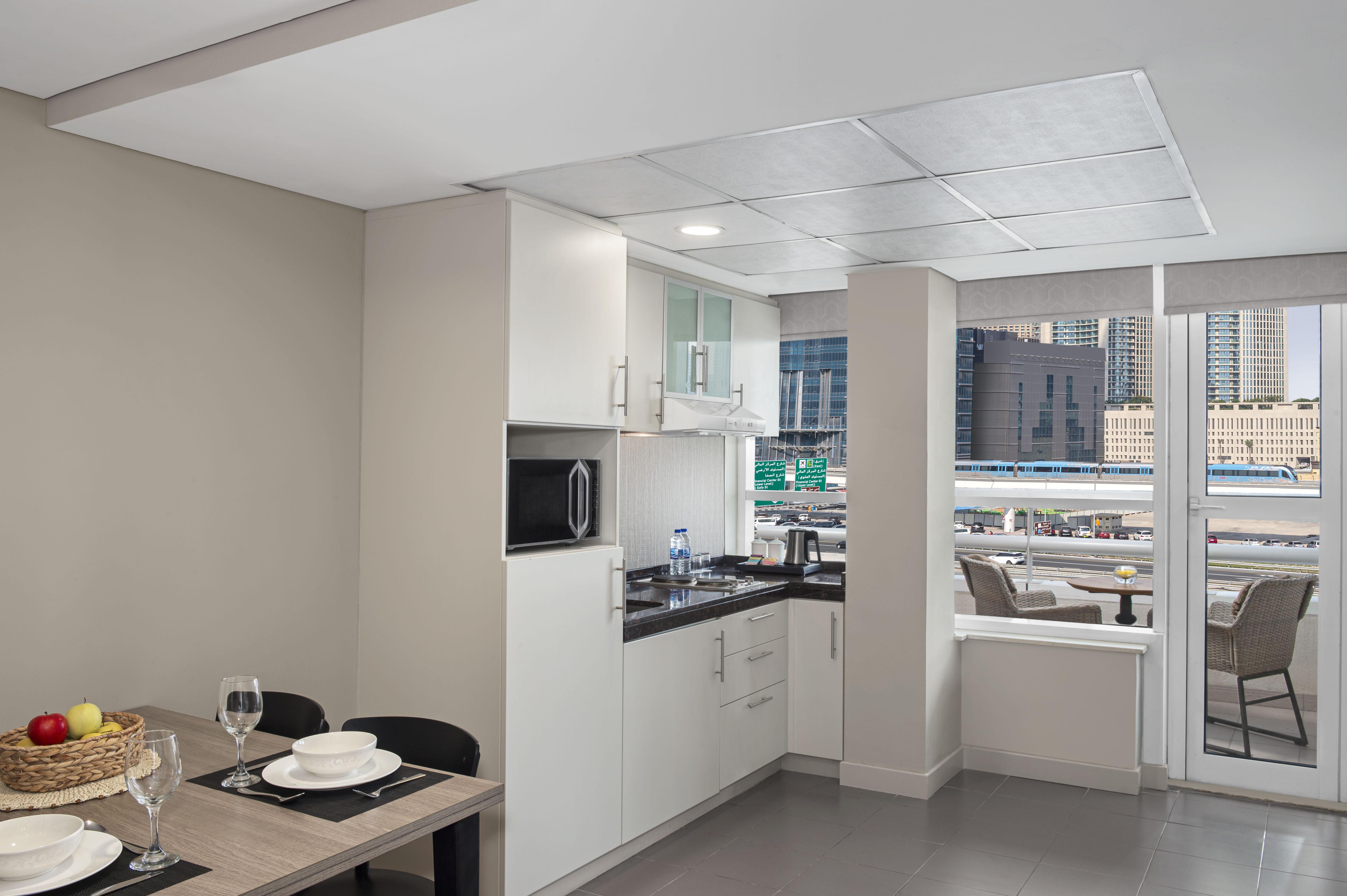 Leva Hotel Mazaya Centre Dubai Exterior photo